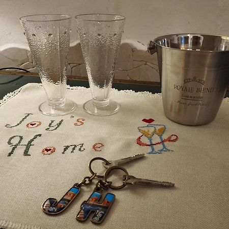 Joy'S Home Бари Экстерьер фото